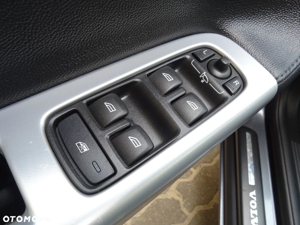 Volvo V50 DPF DRIVe Summum - 15