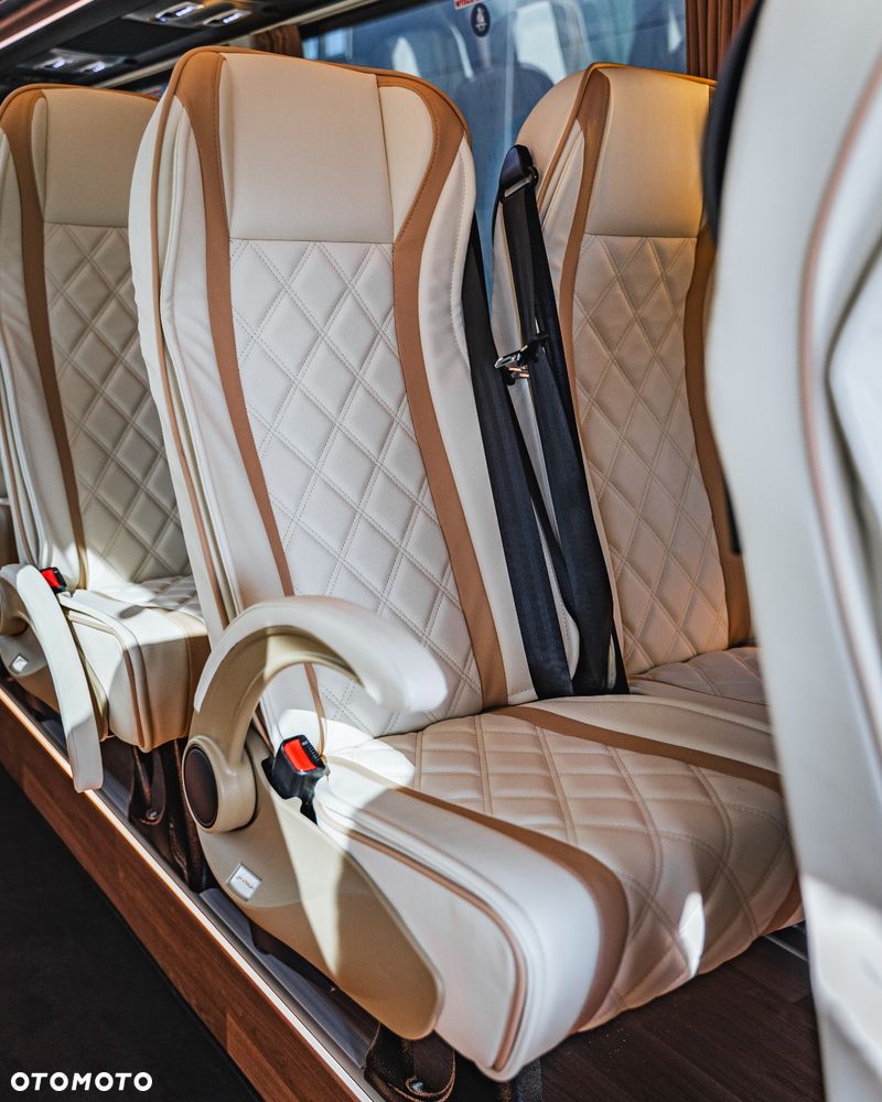 Mercedes-Benz Sprinter 519 - 14