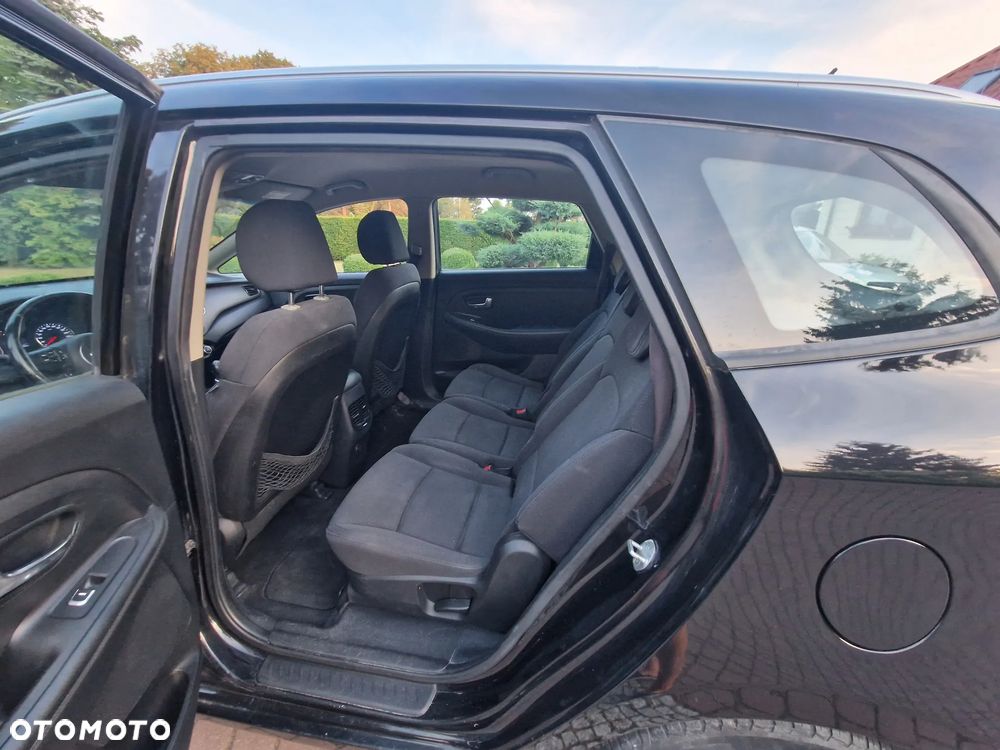 Kia Carens 1.7 CRDi XL - 6
