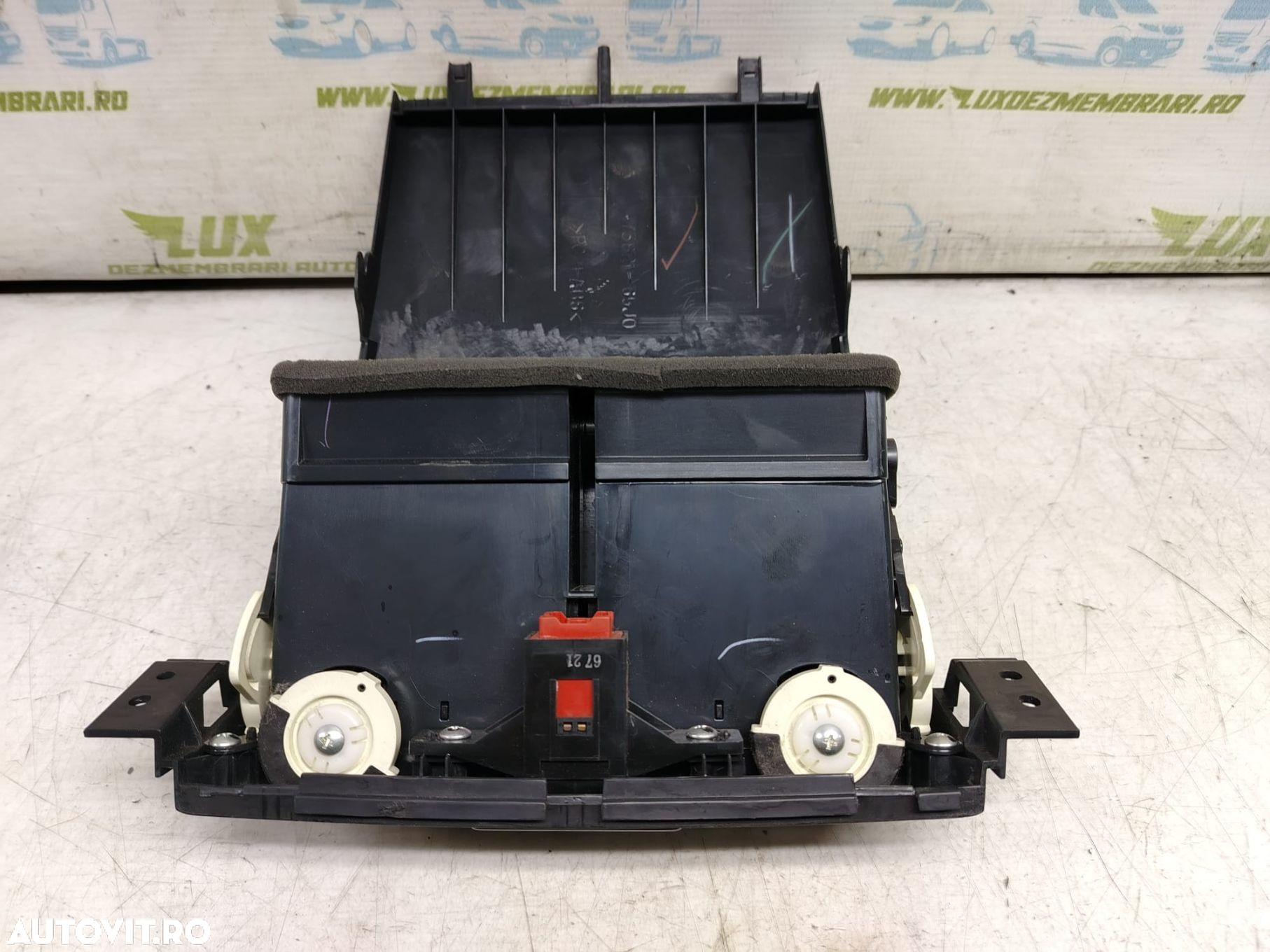 Grila ventilatie bord 73821-65j0 Suzuki Grand Vitara 2 [2005 - 2008] - 2