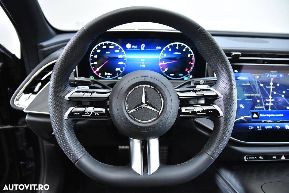 Mercedes-Benz E - 18