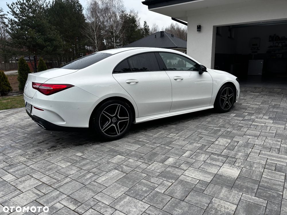 Mercedes-Benz CLA 200 AMG Line - 3