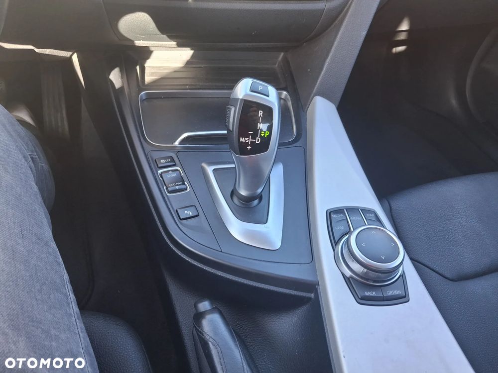 BMW Seria 3 - 8