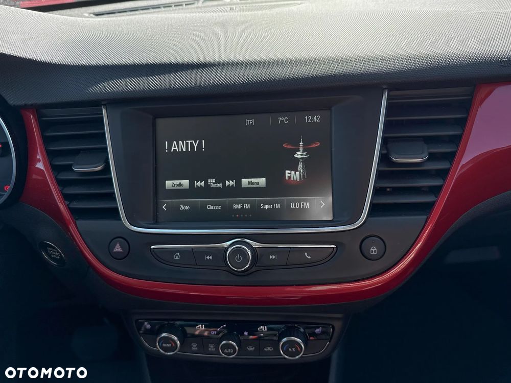 Opel Crossland 1.2 T GS Line - 22