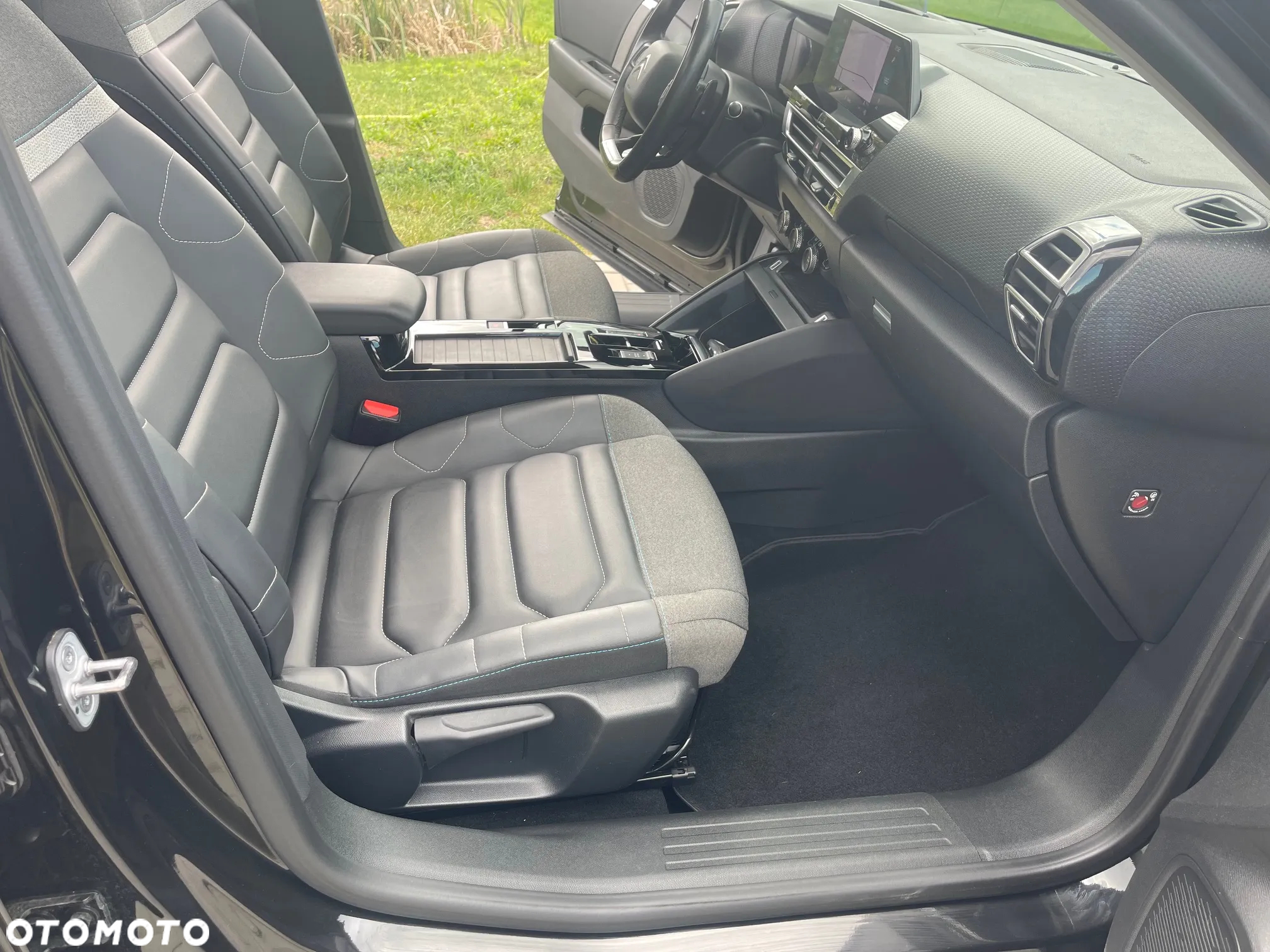 Citroën C4 BlueHDi 130 Stop&Start EAT8 SHINE - 21