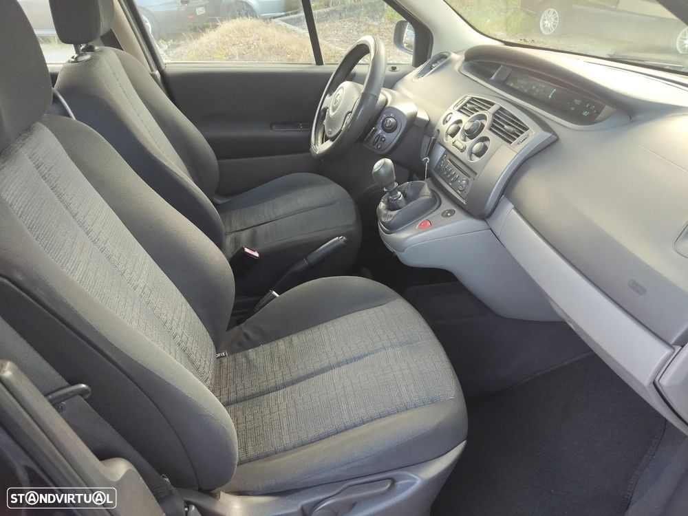 Renault Scénic 1.5 dCi Dynamique - 6