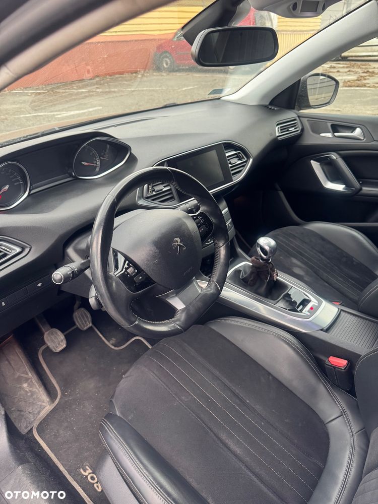 Peugeot 308 - 7