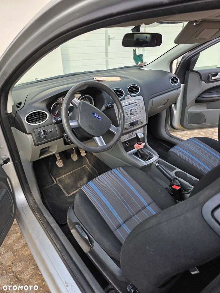 Ford Focus - 11
