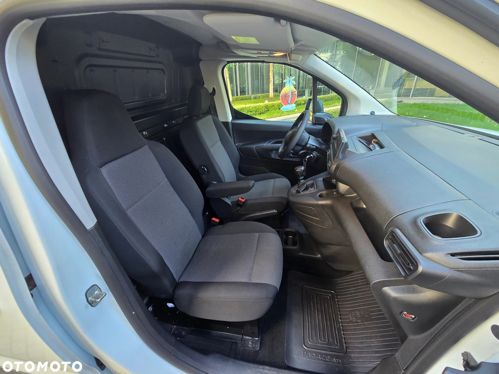 Toyota Proace City - 19