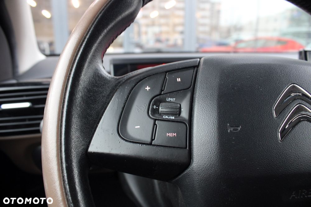 Citroën C4 Cactus 1.2 PureTech Live S&S - 16