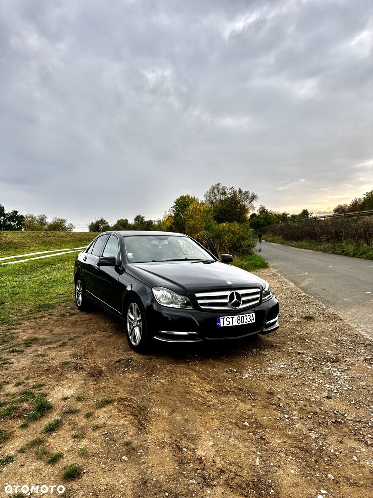 Mercedes-Benz C-Class 2013 photo 2