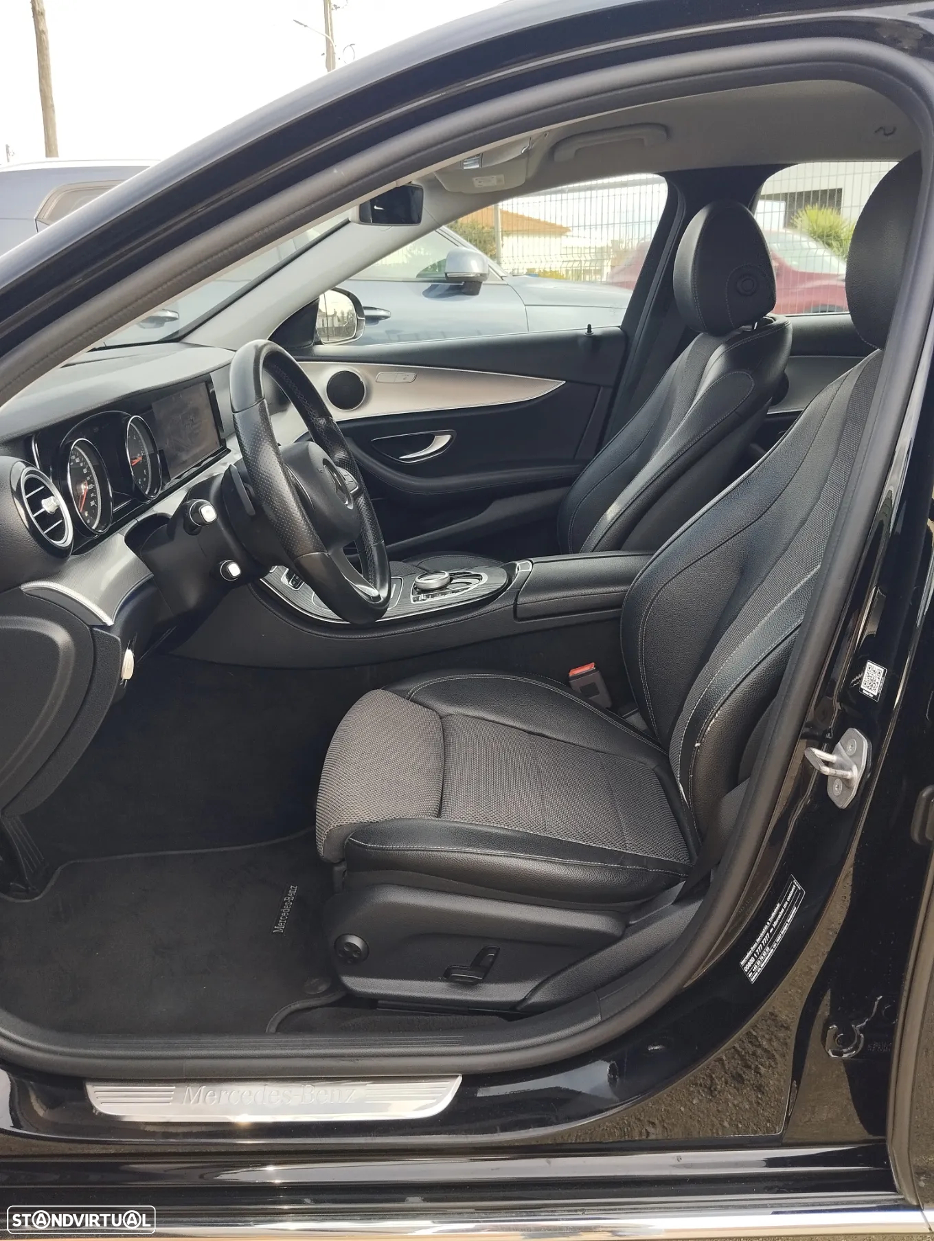 Mercedes-Benz E 220 d Avantgarde+ - 16
