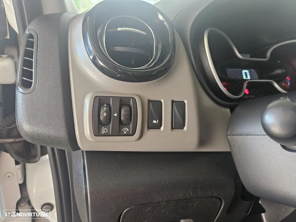 Renault TRAFIC LONGA IVA DEDUTÍVEL - 14