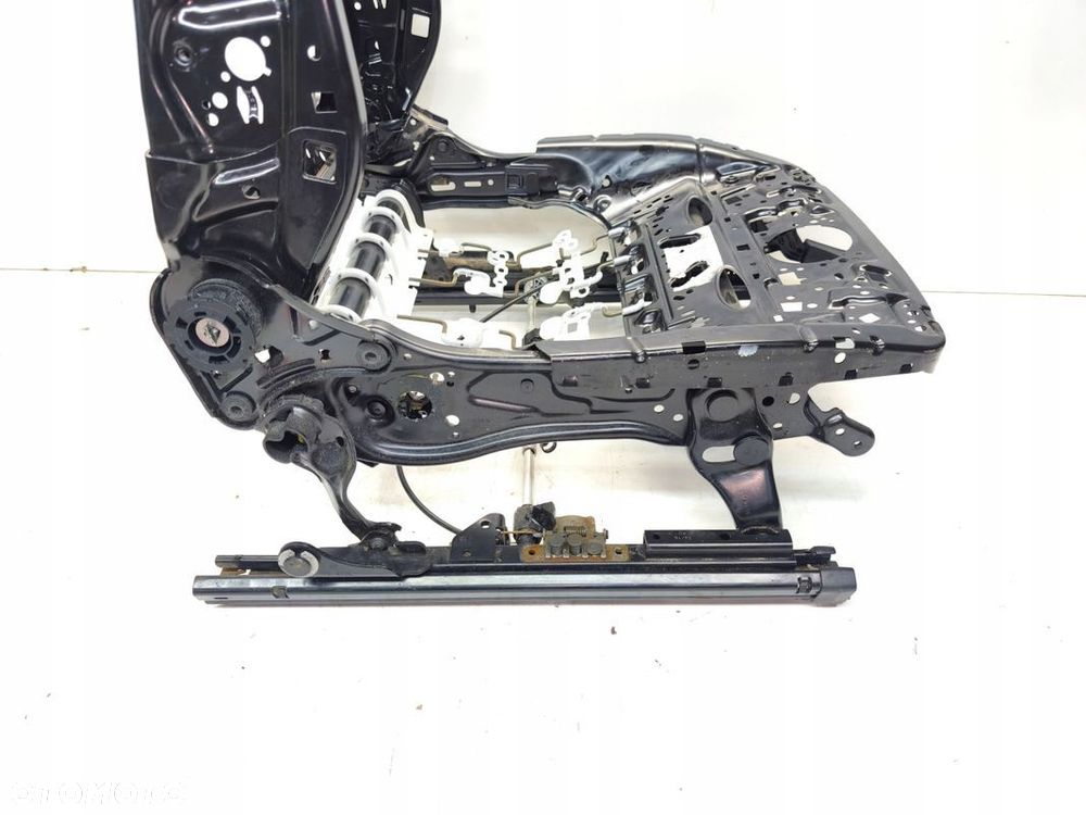 STELAŻ FOTELA PRAWY AUDI A4 B9 A5 8W 8W0881046M 8W0881106D - 7