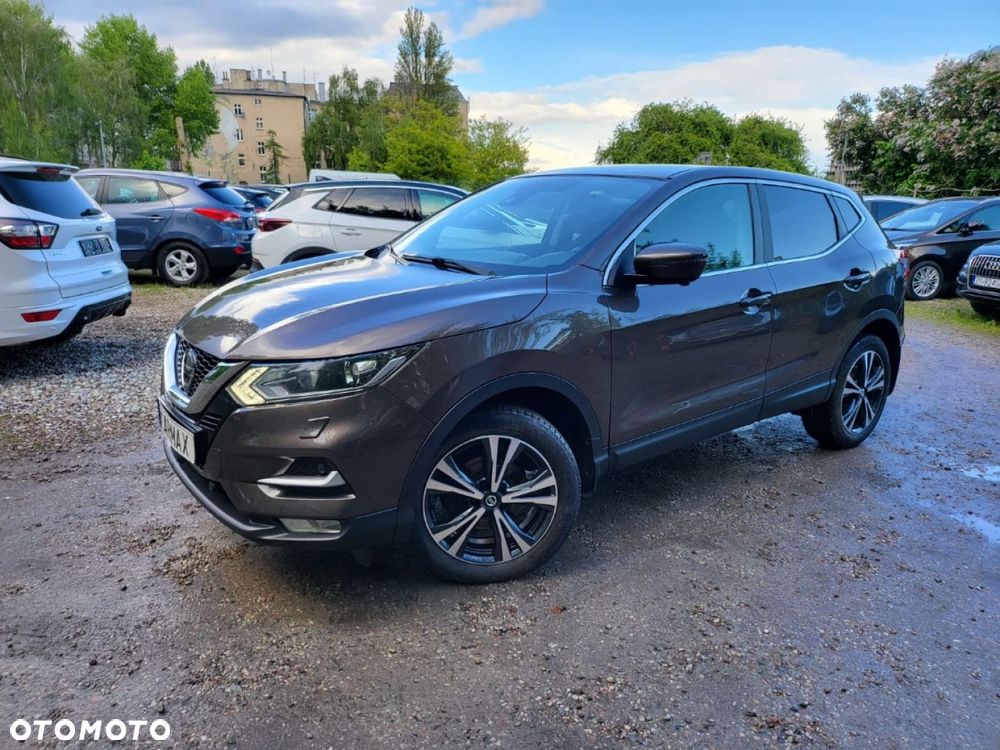 Nissan Qashqai - 1