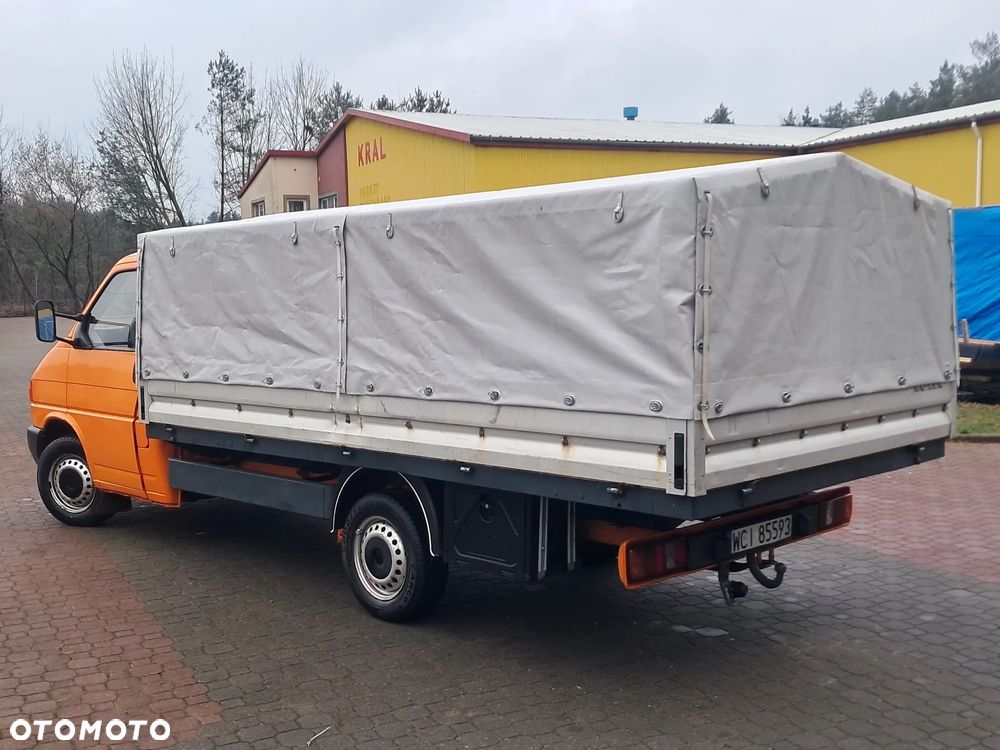 Volkswagen Transporter - 9