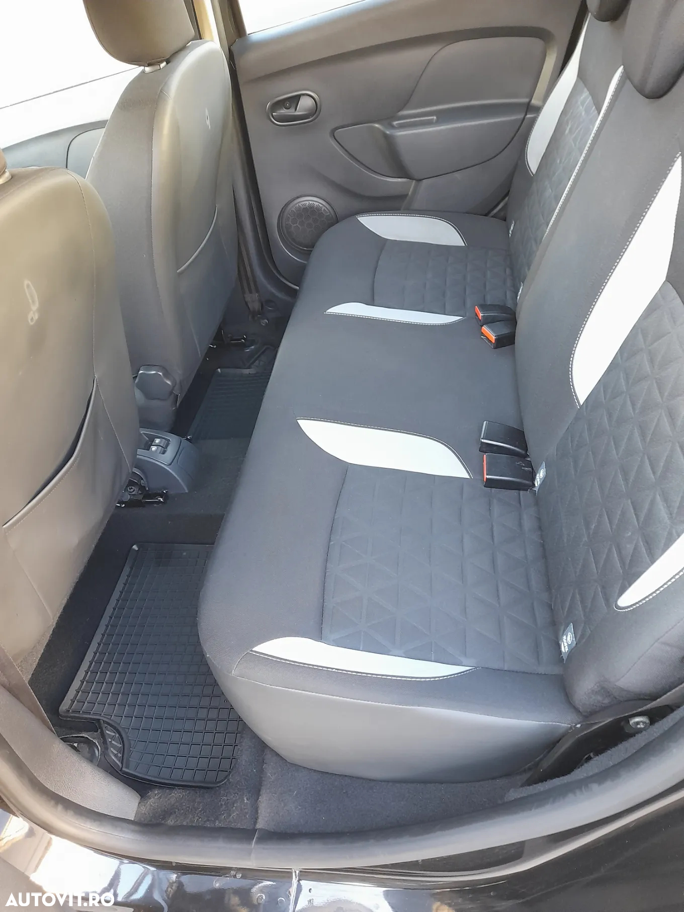 Dacia Sandero Stepway 0.9 TCe Prestige - 12
