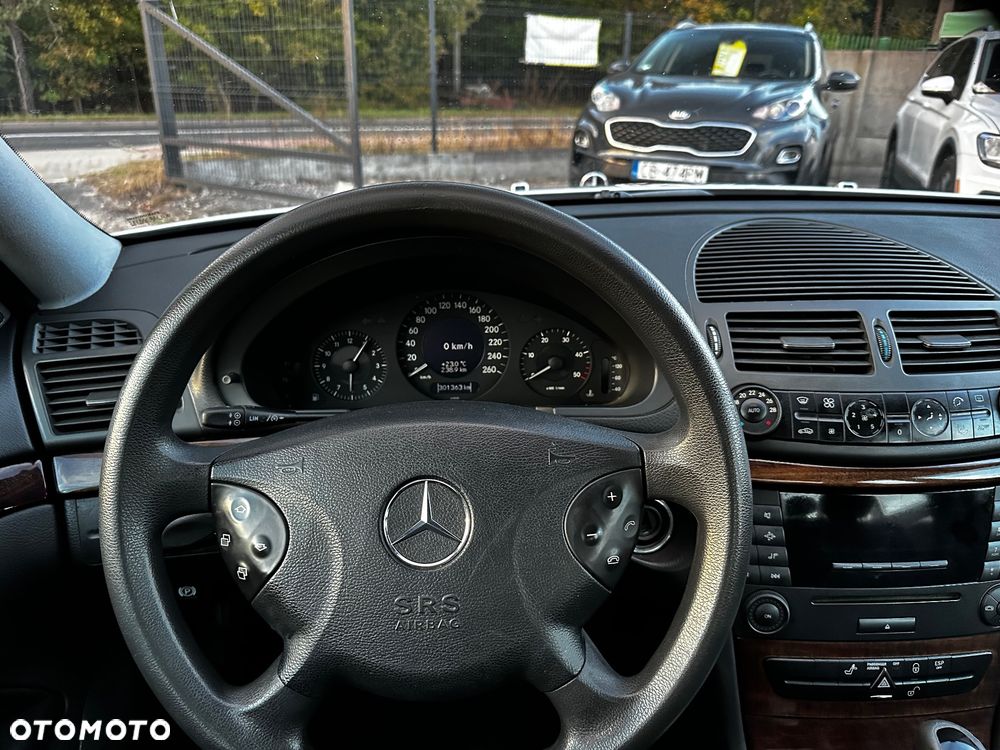 Mercedes-Benz Klasa E 220 CDI Automatik Classic - 18