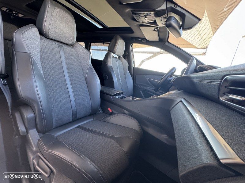 Peugeot 5008 1.5 BlueHDi GT Line J19 EAT8 - 30