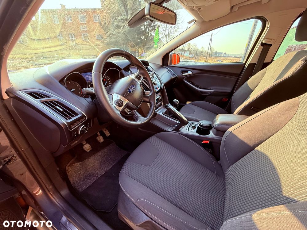 Ford Focus 1.6 EcoBoost Titanium - 9