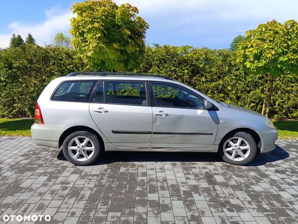 Toyota Corolla 1.4 D-4D Dynamic - 10