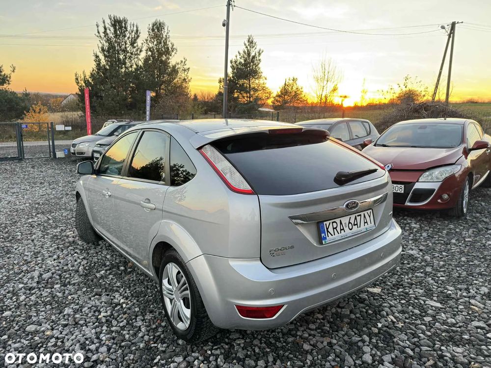 Ford Focus 1.8 TDCi Ghia - 8