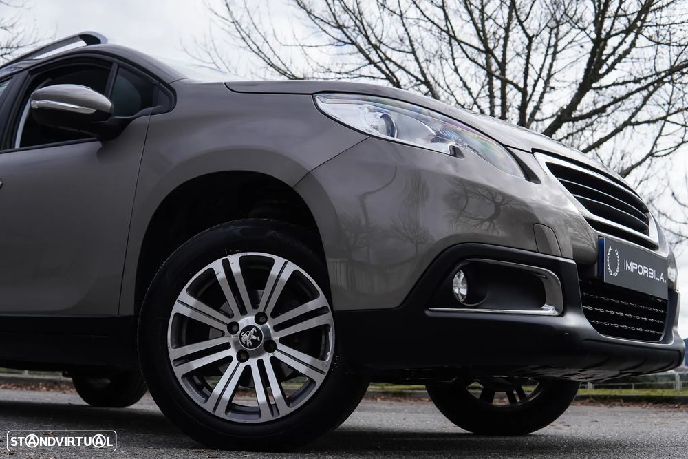 Peugeot 2008 1.2 PureTech Style - 10