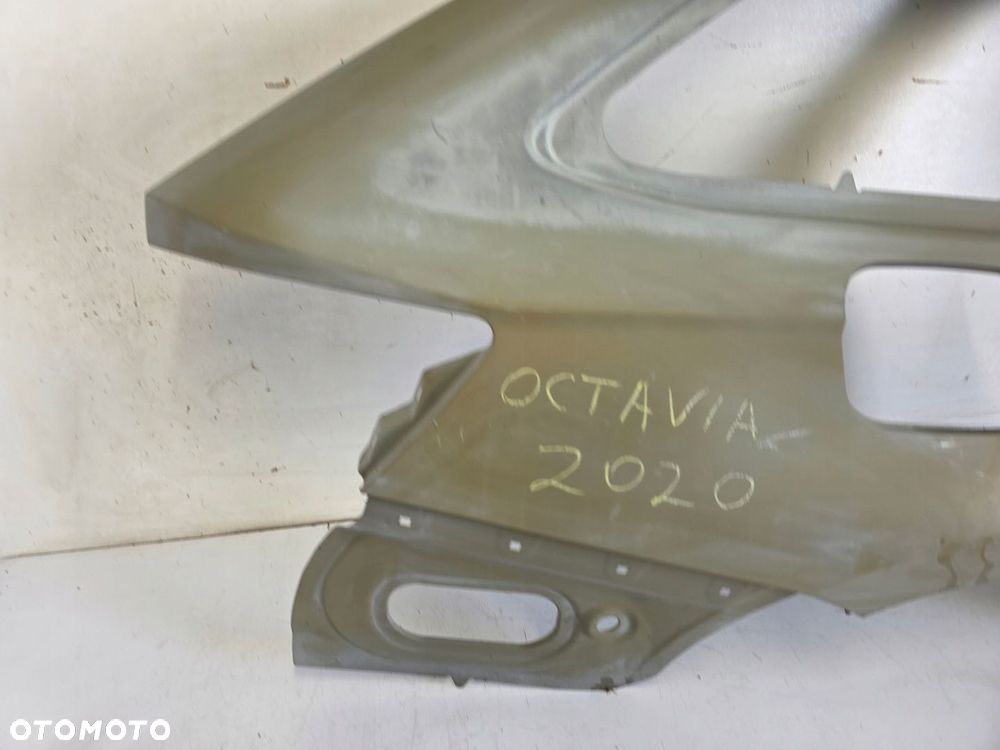 Błotnik poszycie tył prawy SKODA Octavia IV 4 kombi 20- - 4