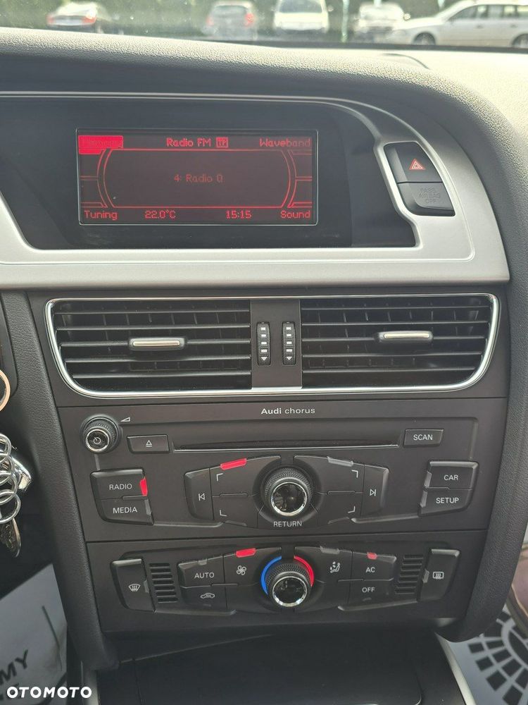 Audi A4 Limousine - 28