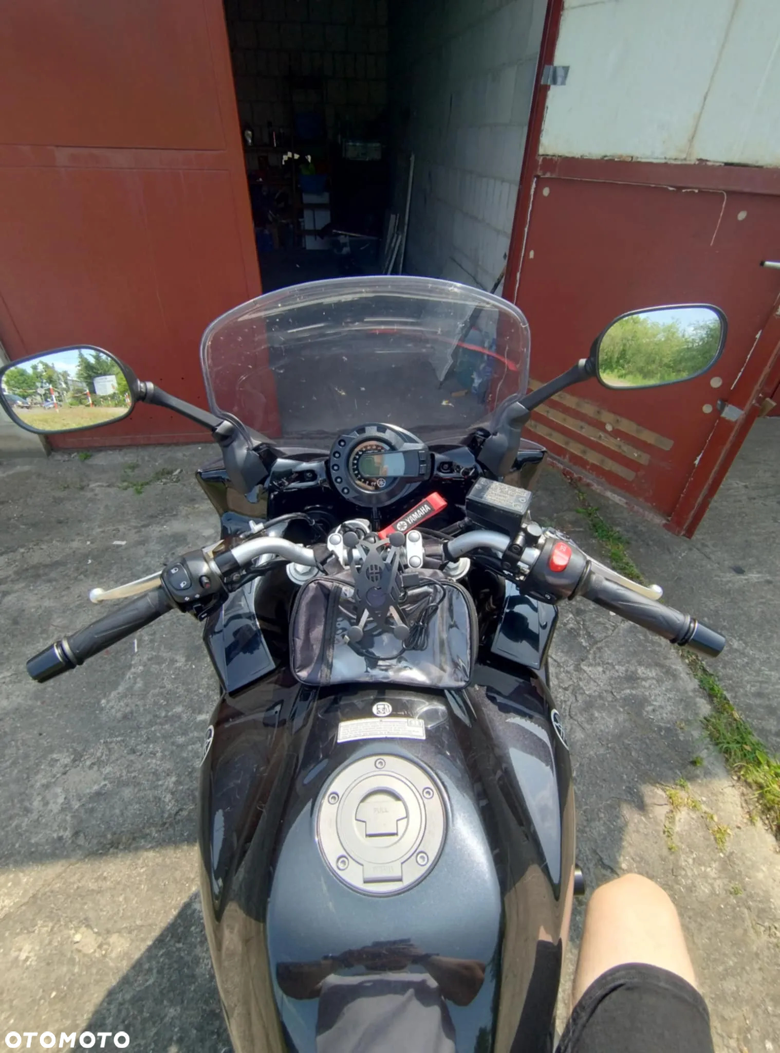 Yamaha FZ6 - 4