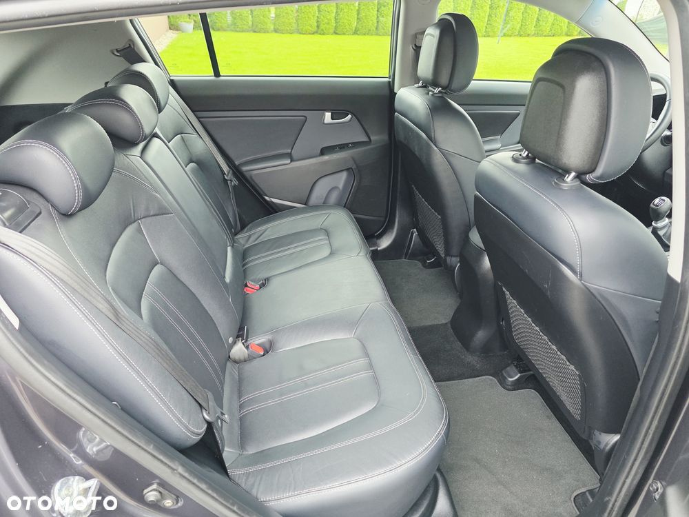 Kia Sportage 1.6 GDI M 2WD - 24