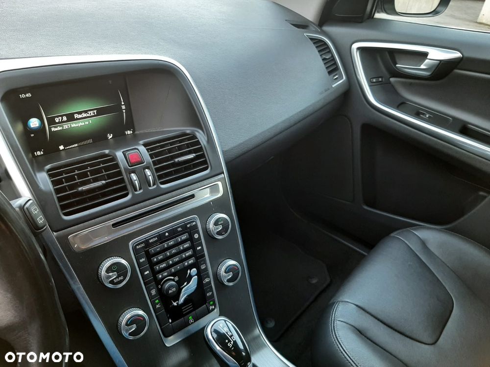 Volvo XC 60 D4 Geartronic Ocean Race - 31