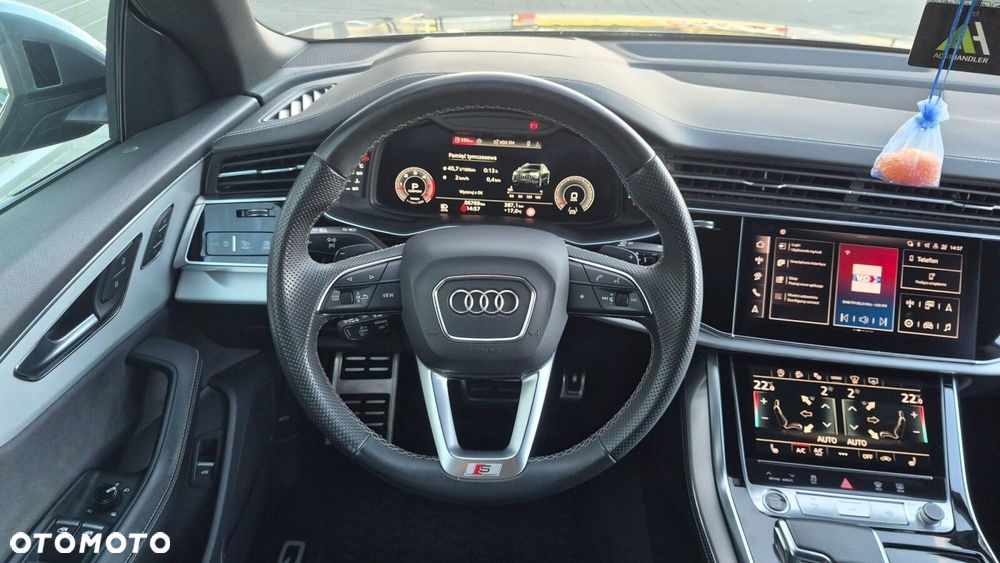Audi Q8 - 23