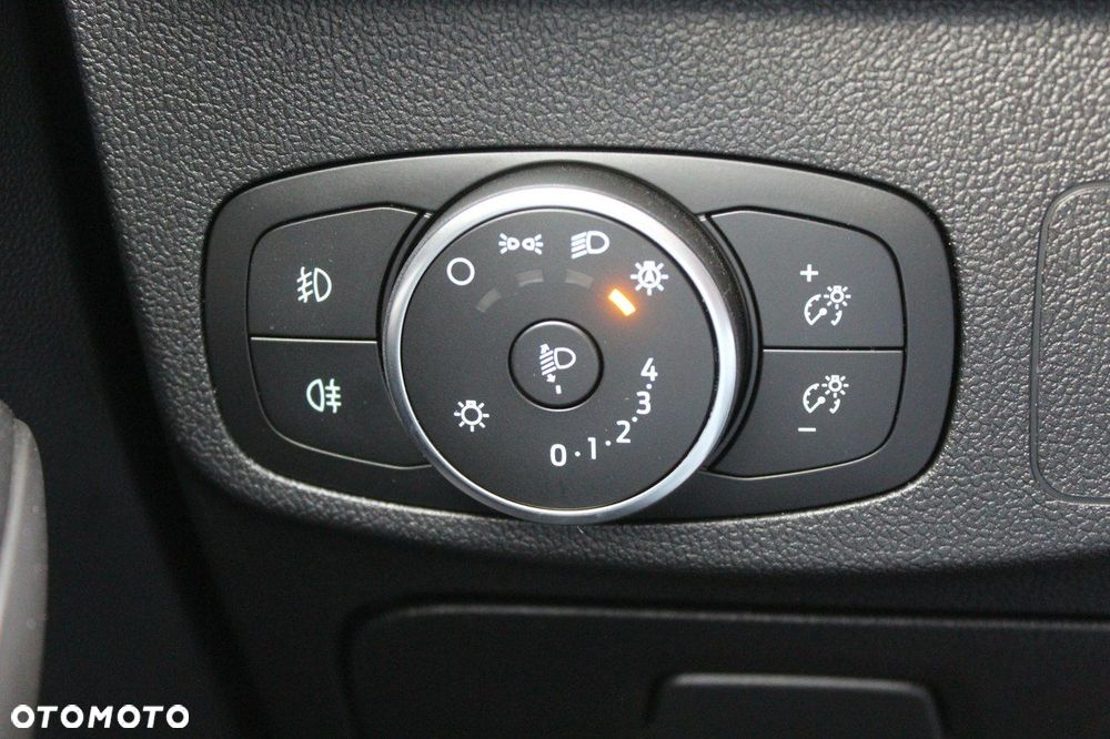 Ford Focus 1.0 EcoBoost Connected - 27