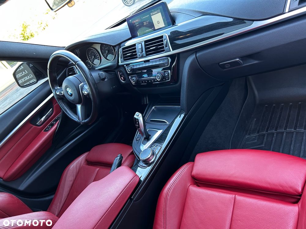 BMW Seria 3 330i M Sport Shadow sport - 22