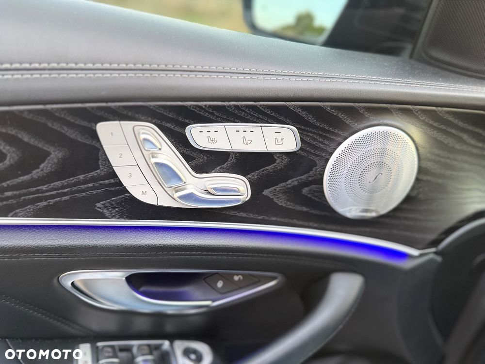 Mercedes-Benz Klasa E AMG 53 4Matic+ AMG Speedshift TCT-9G - 22
