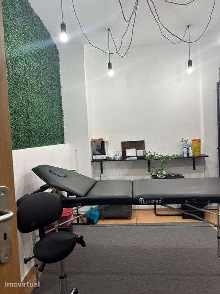 Trespasse de Barbearia/cabeleireiro - Grande imagem: 3/5