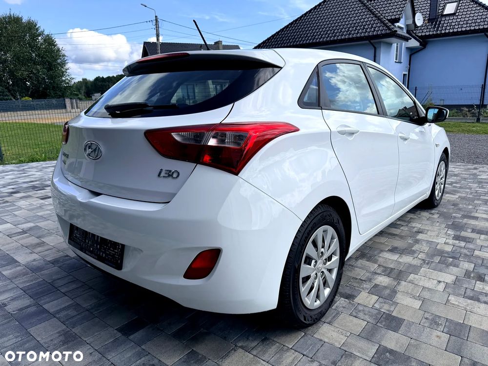 Hyundai i30 1.4 Family - 4