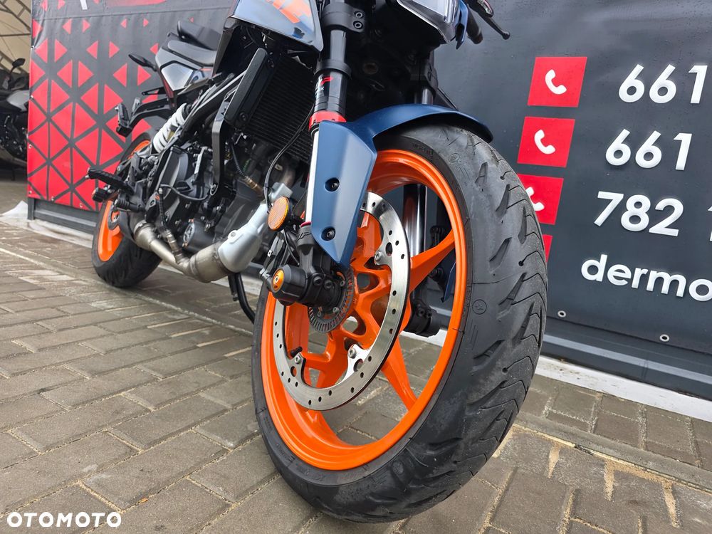 KTM Duke 125 - 13