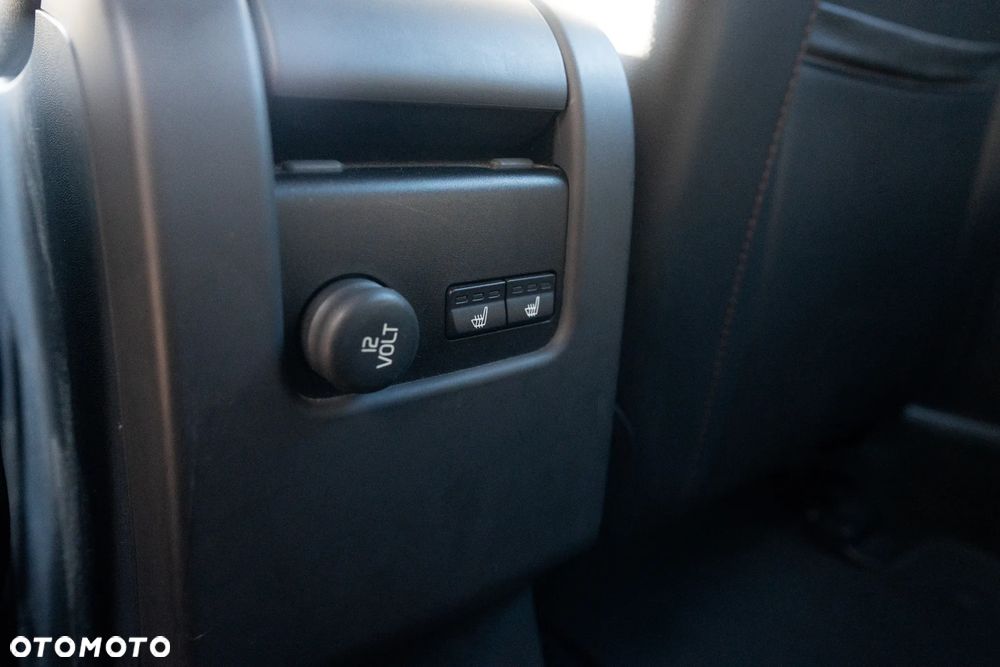 Volvo V60 Cross Country D4 Momentum - 21