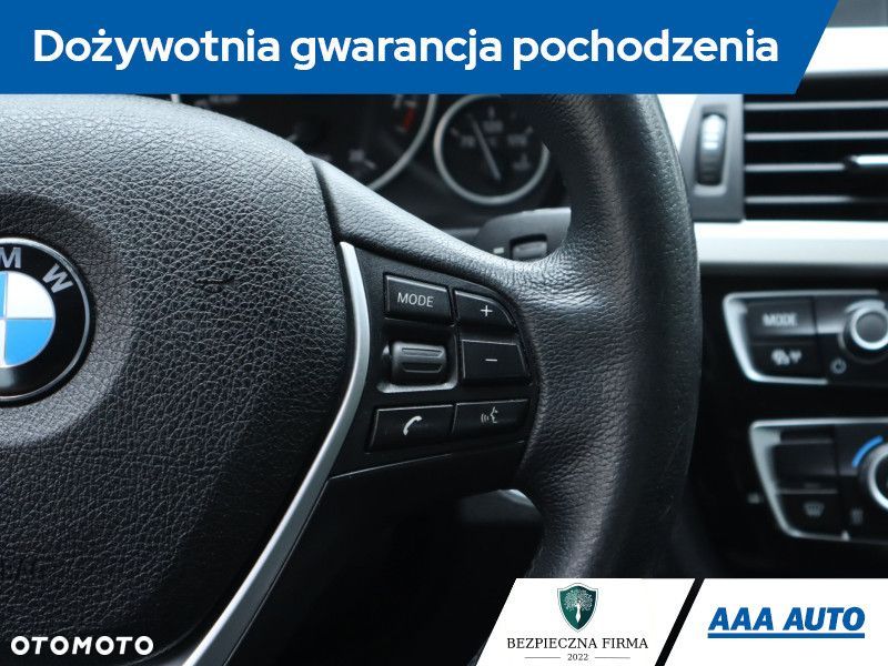 BMW Seria 3 - 23