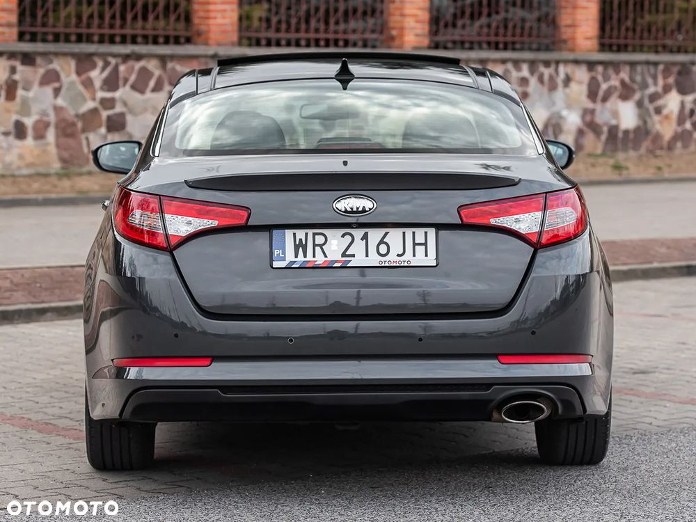 Kia Optima - 11