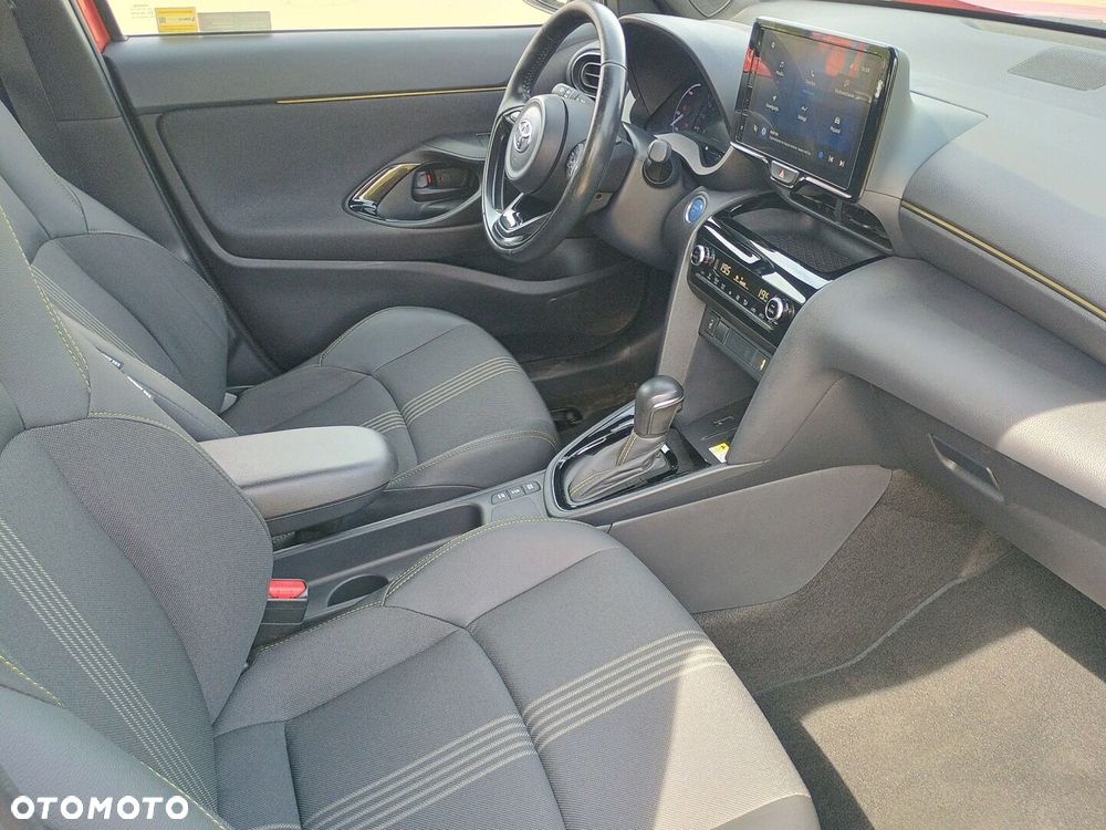 Toyota Yaris Cross - 11