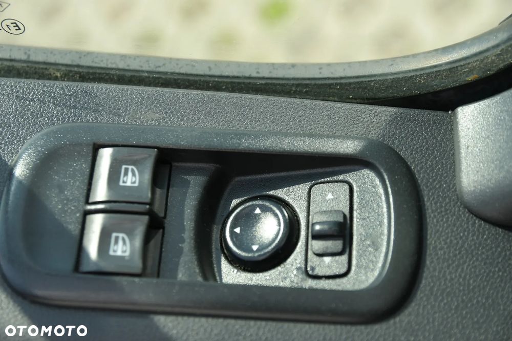 Renault MASTER 2.3 165KM * KONTENER * SALON PL * - 27