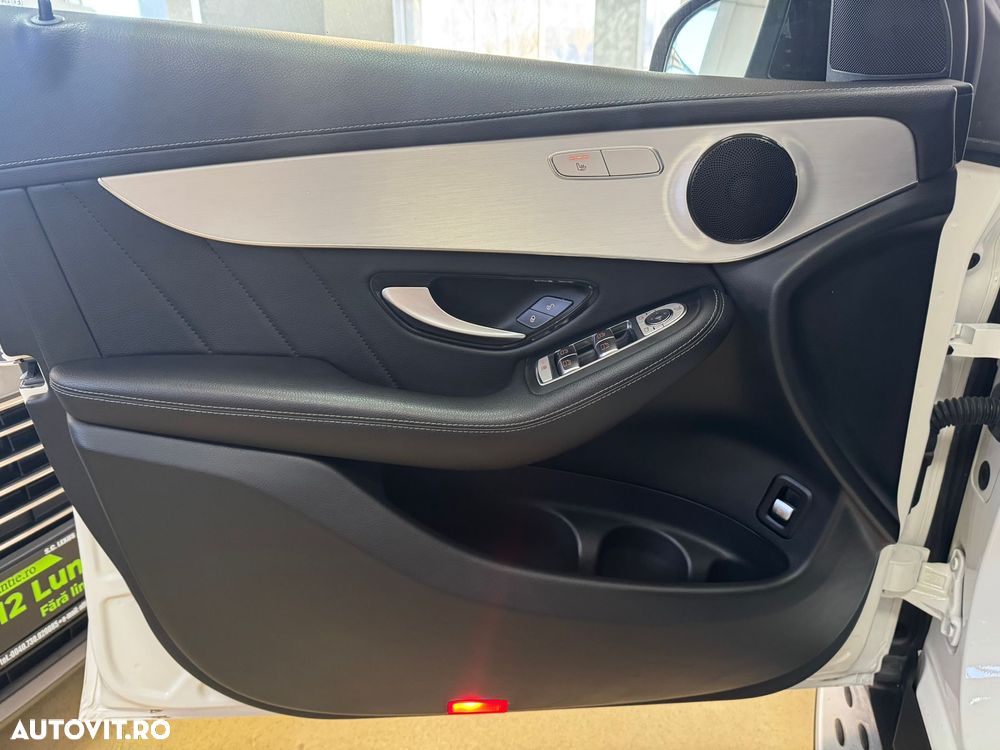 Mercedes-Benz GLC Coupe 300 de 4Matic 9G-TRONIC AMG Line - 17