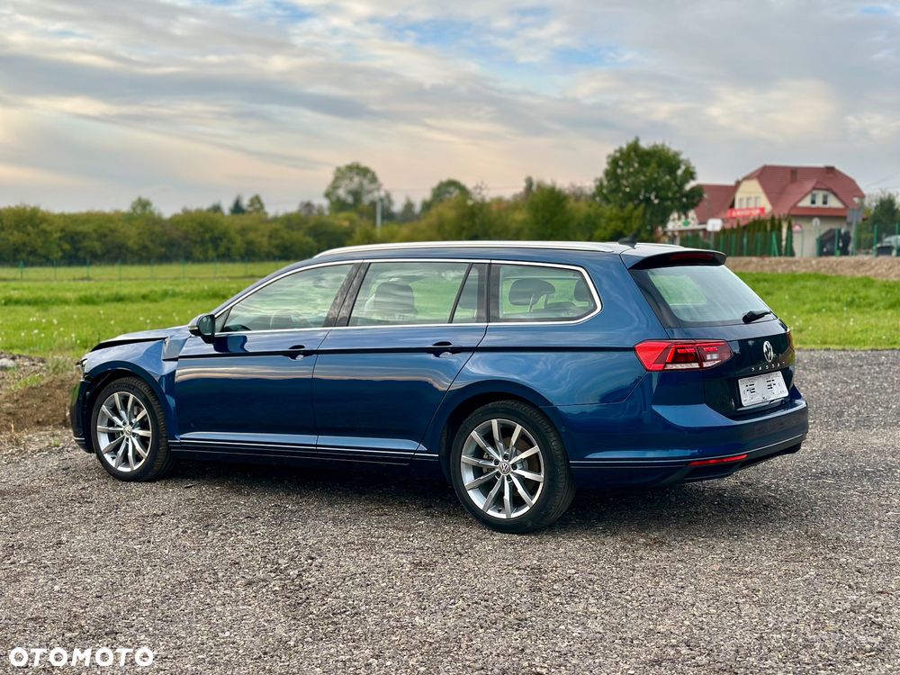 Volkswagen Passat Variant 1.6 TDI SCR DSG Comfortline - 10