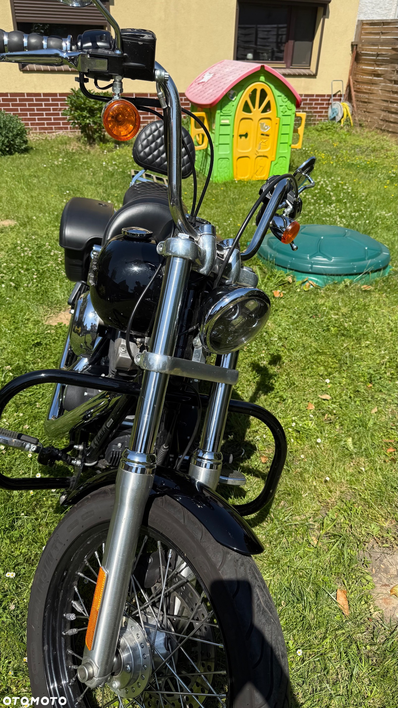 Harley-Davidson Dyna Street Bob - 8