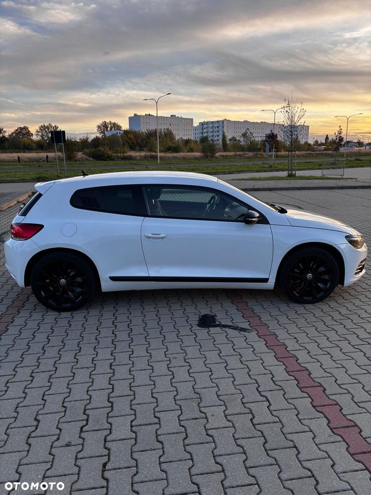 Volkswagen Scirocco 2.0 TDI - 4