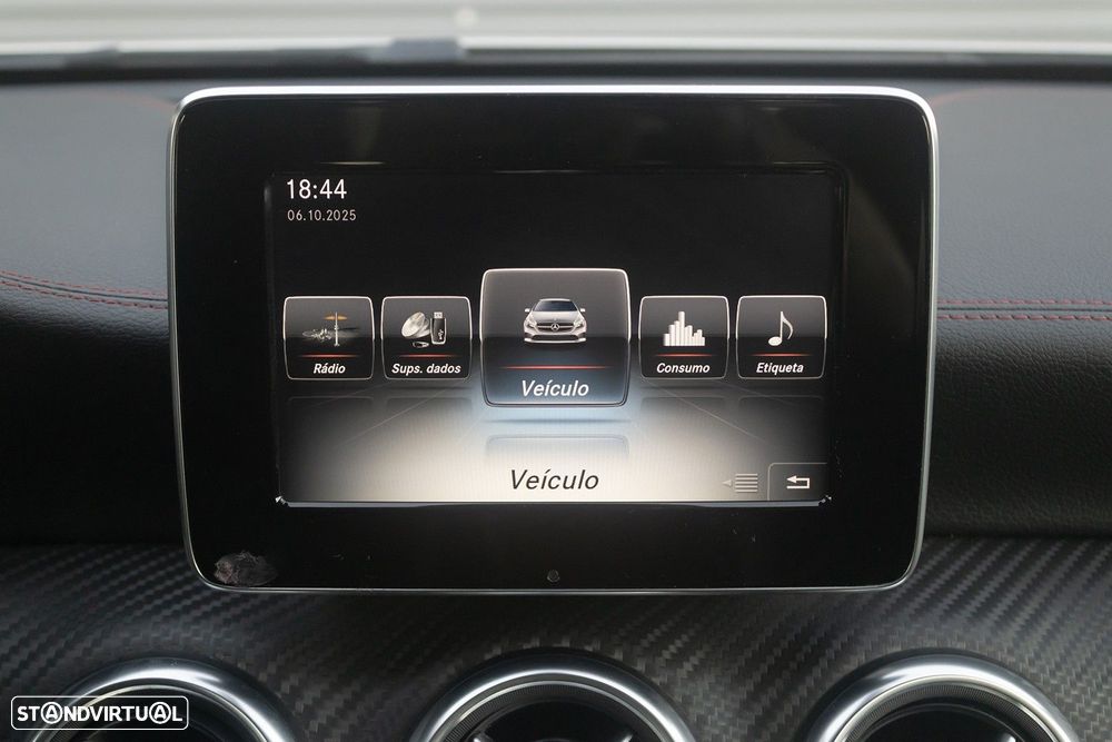 Mercedes-Benz A 180 d AMG Line - 10