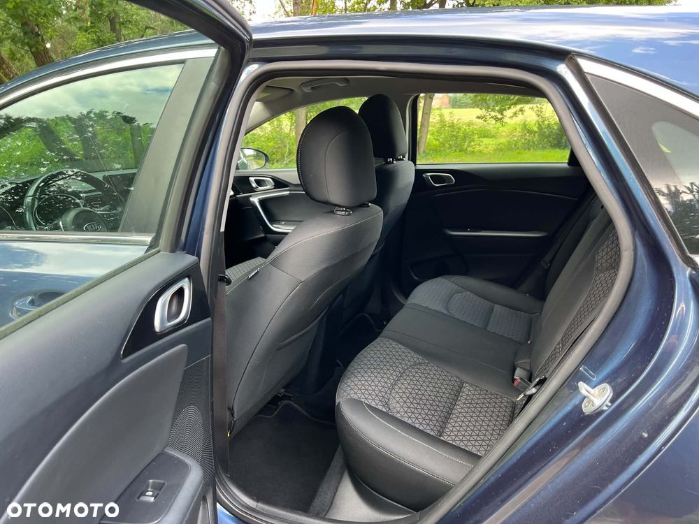 Kia Ceed 1.6 CRDi SCR L - 8